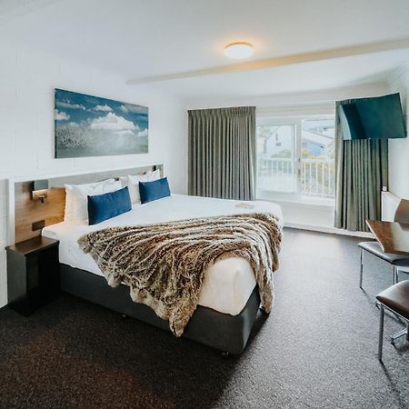 Falls Creek Hotel Buitenkant foto
