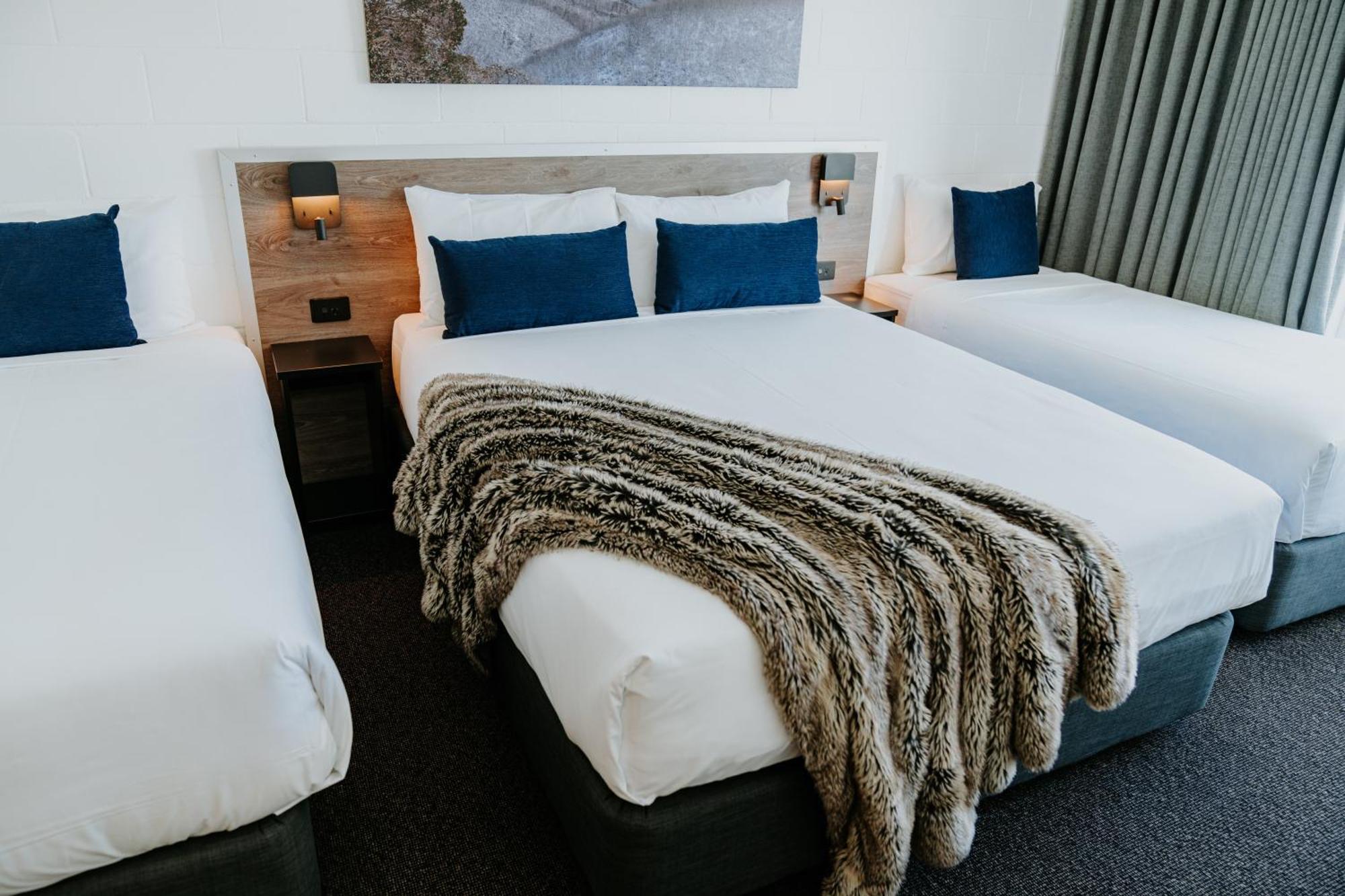 Falls Creek Hotel Buitenkant foto