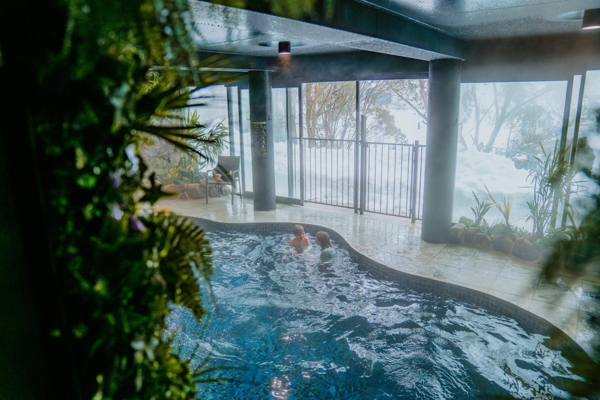 Falls Creek Hotel Buitenkant foto