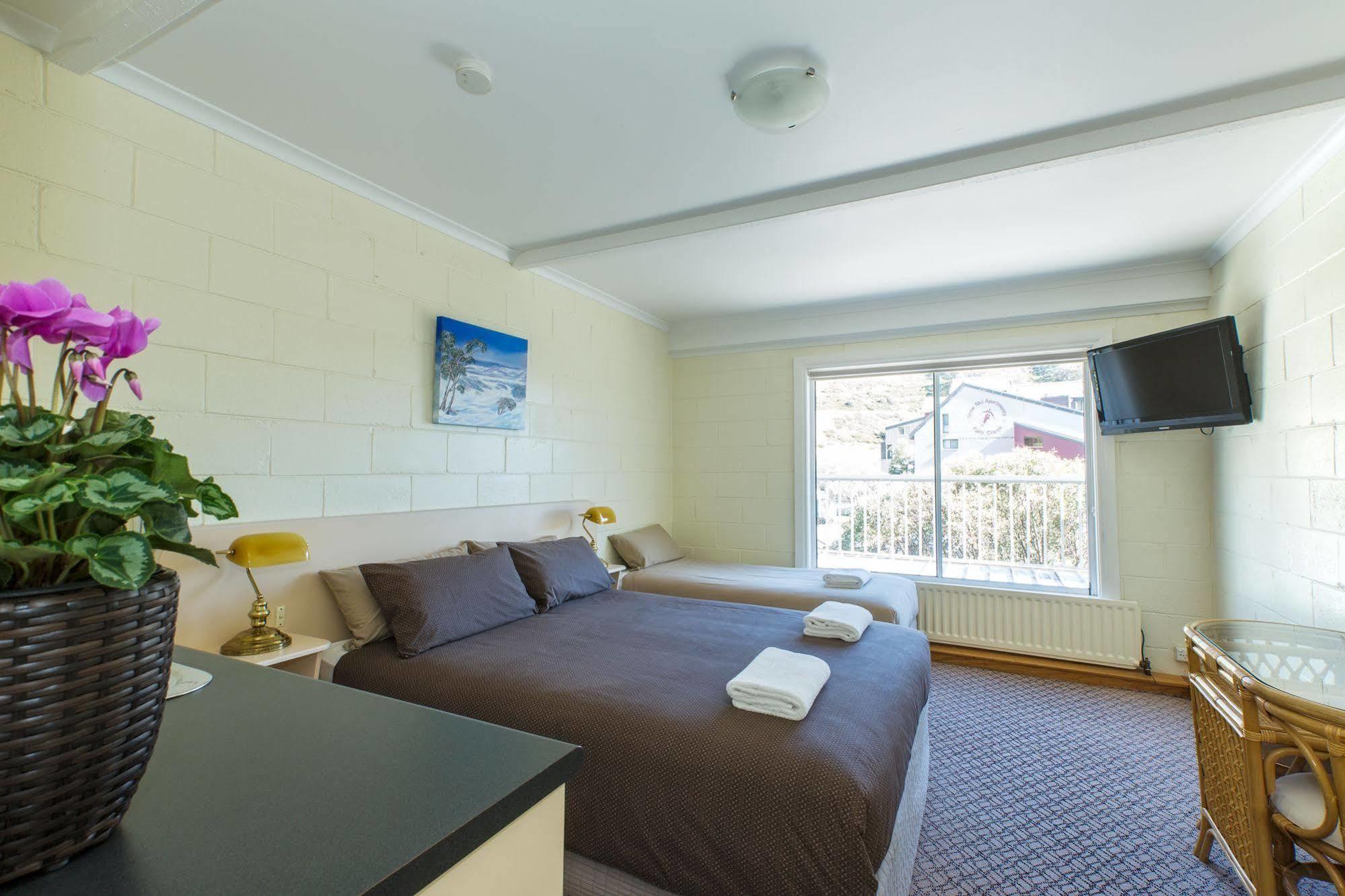 Falls Creek Hotel Buitenkant foto